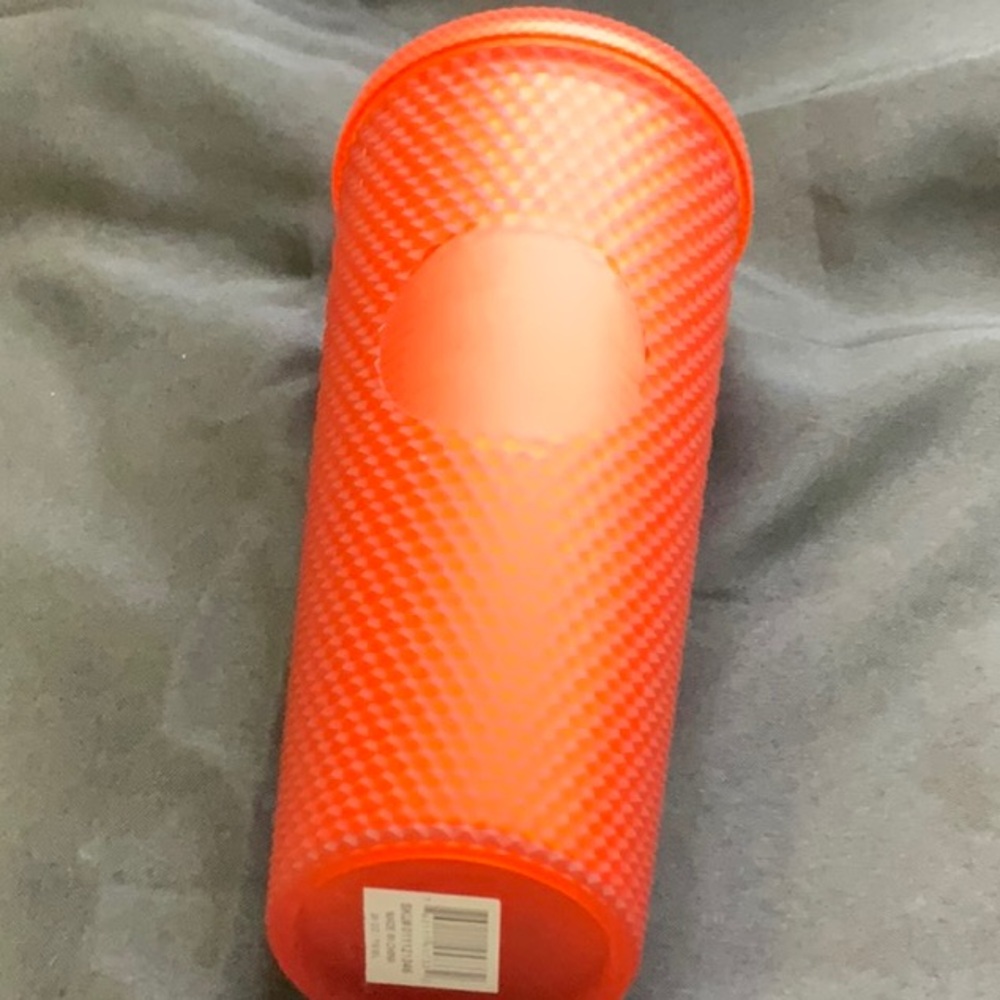 Starbucks 24 ounce red mat cup